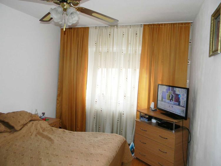 Vand apartament cu 2 camere, situat in Sacele, Cartier Stefan Cel Mare - 1