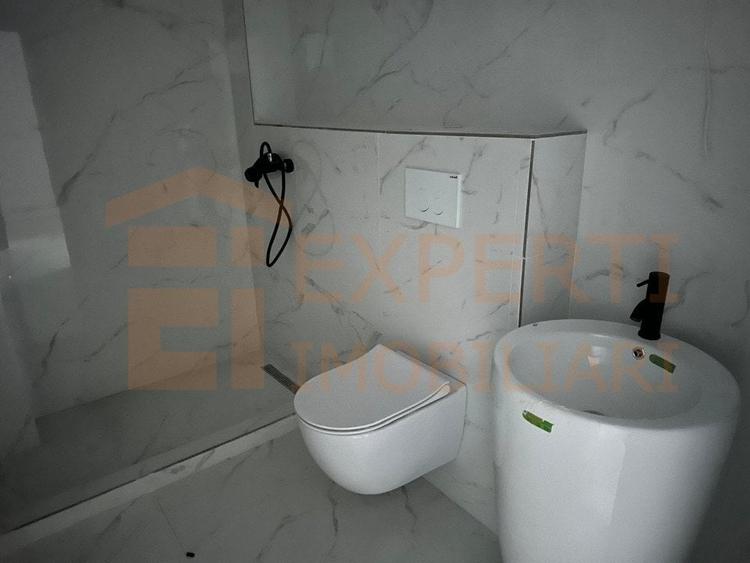 Garsoniera finisata Mamaia Nord, la 30 m de promenada - 19