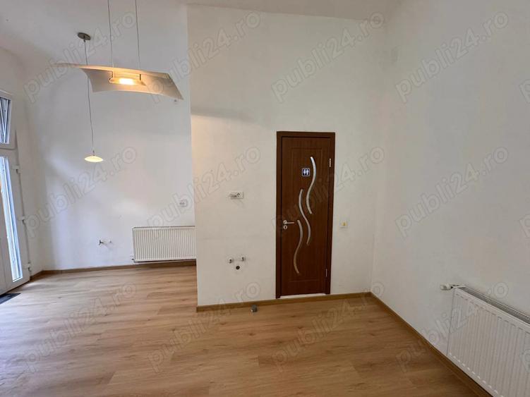 Spa?iu comercial ultracentral birouri servicii Oradea - 5