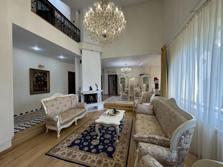 Casă individuală cu 6 camere cu Piscina în Iancu Nicolae