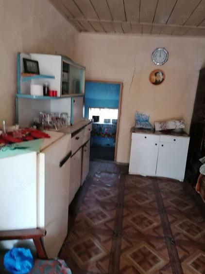 Casa cu anexe ?i teren - 4