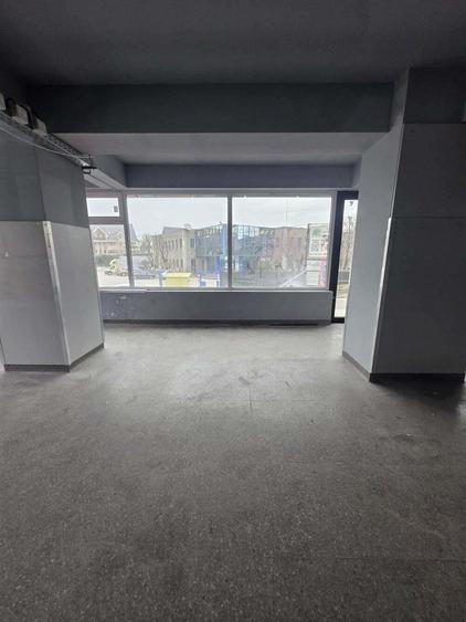 Zona Metrou Dimitrie Leonida spatiu 100 mp vizibilitate buna - 2