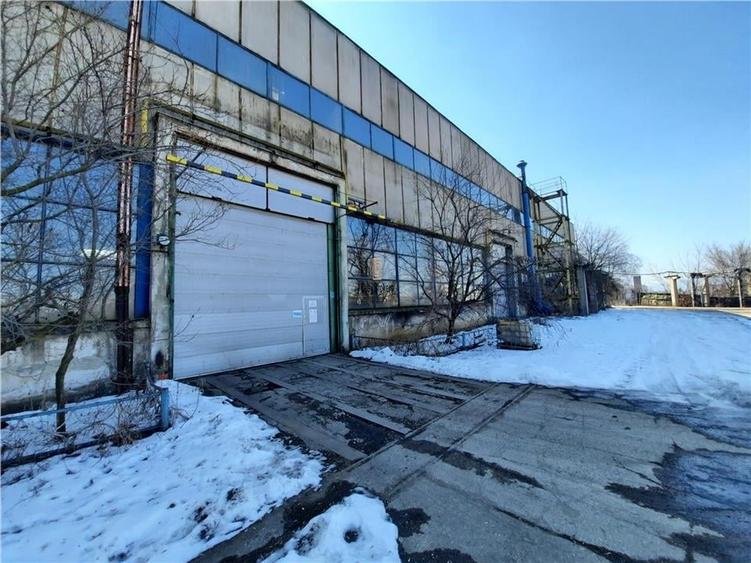 Spatiu Industrial - 4600 mp - Productie - Depozitare - Distributie - 12