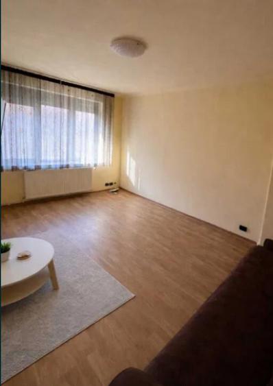 Apartament 2 camere, decomandat - zona Brasovul Vechi - 4