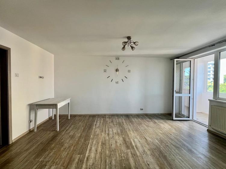 Apartament 2 camere | Renovat complet 2019 | Zona Doi Cocoși – Lunca - 1