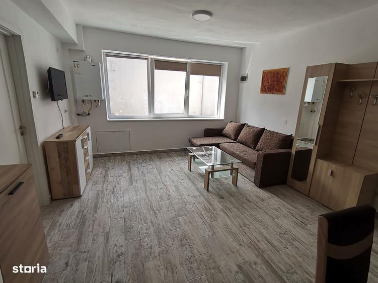 INCHIRIEZ ap.3 camere la casa ,recent renovat,zona Turnisor - 8