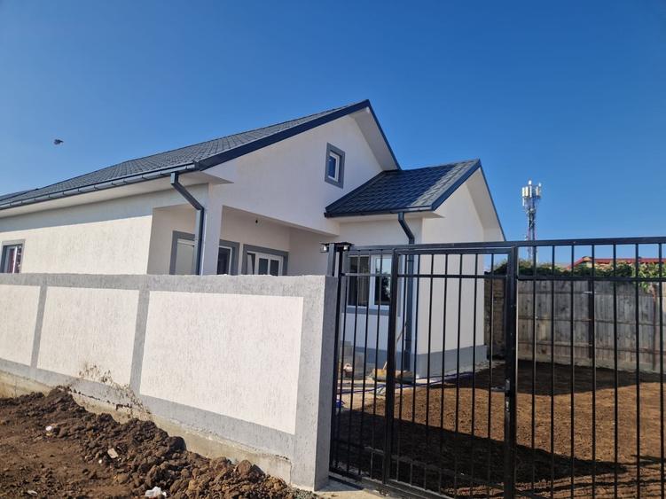 Agenție imobiliară vindem casă la sol în Lumina - 1