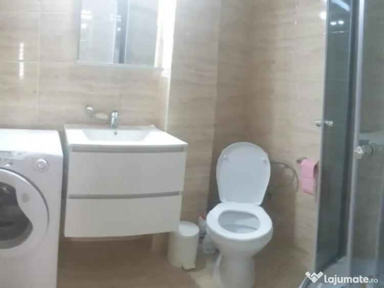 Apartament 4 camere, 100 mp (impartit in 2 ap. decomandate - 4