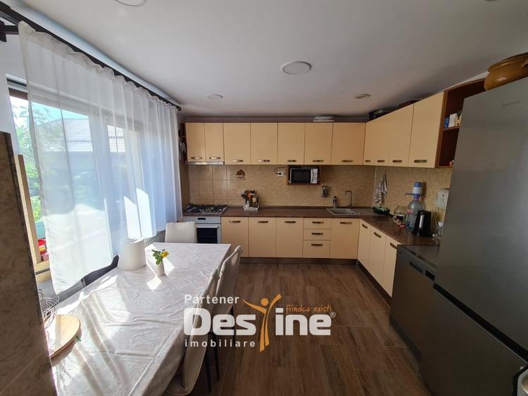 Casa individuala 96,50 mp utili, P+M - 175 mp teren - curte, utilitati- Aviatiei - 7