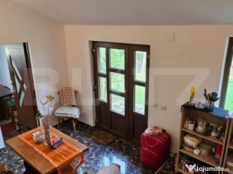 Casa deosebita, 3000 mp teren, 6 camere zona linistita - Bar - 13