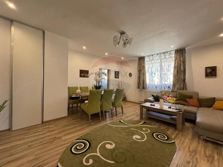 Casa pe un nivel, 2 camere, str. Stejarului - 5