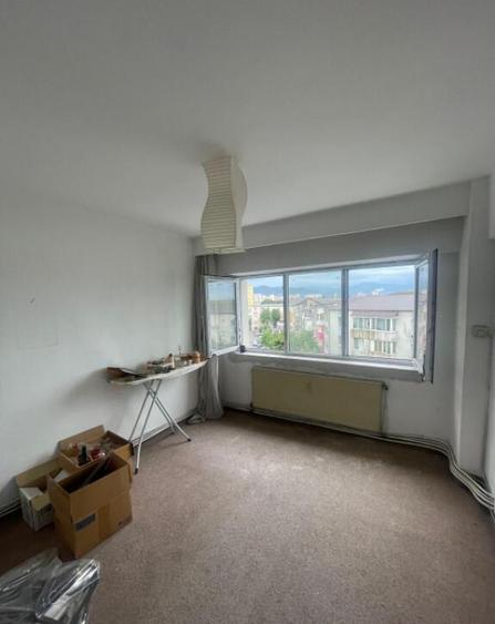 Apartament de 2 camere decomandat, 48 mp construiti, etaj 5, - 1