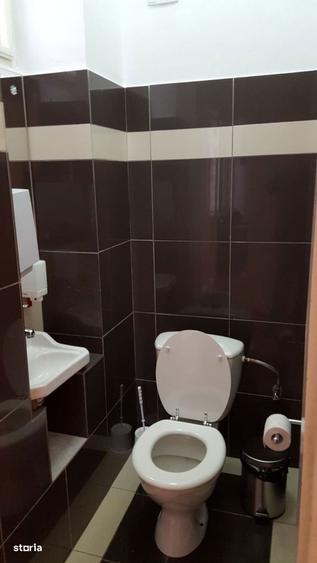 Apartament 3 camere la parter langa Parcul Sub Arini strada Rennes - 9