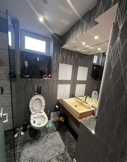 Apartament cu 2 camere semidecomandat în Giulești