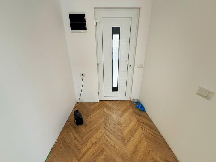 Casa Individuala la intrare in Berceni / 3 Camere / 2 Bai - 4