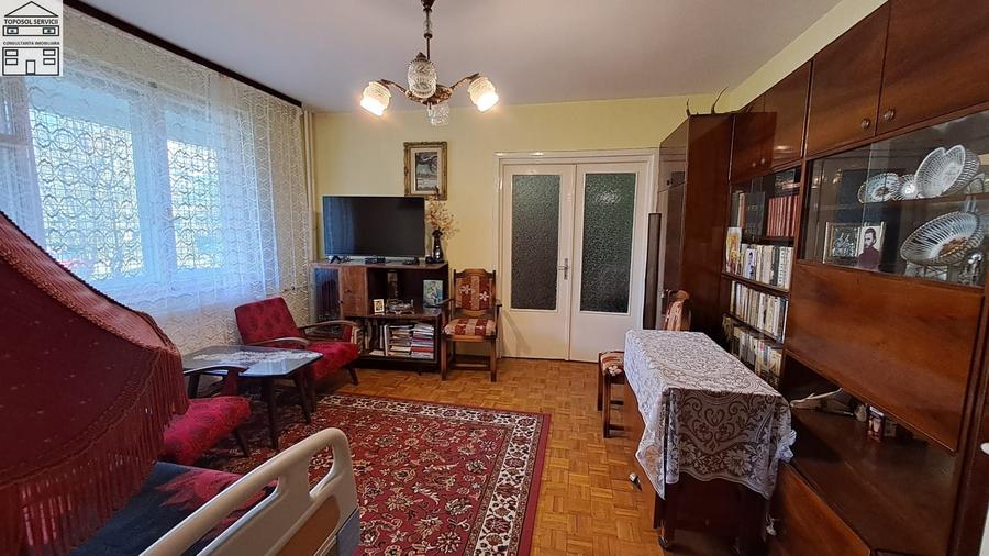 Apartament 3 camere, parter înalt – zona Sovata - 1