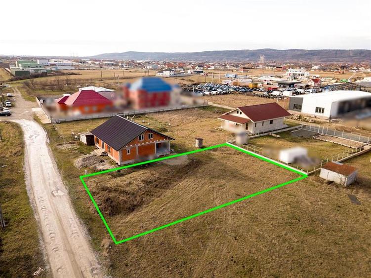 RECO Teren intravilan pentru loc de casa  hala industriala  700 mp Osorhei - 6