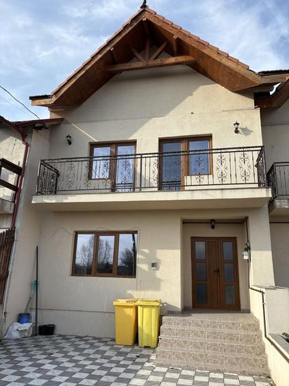 Casa de vanzare Lumina !! - 2
