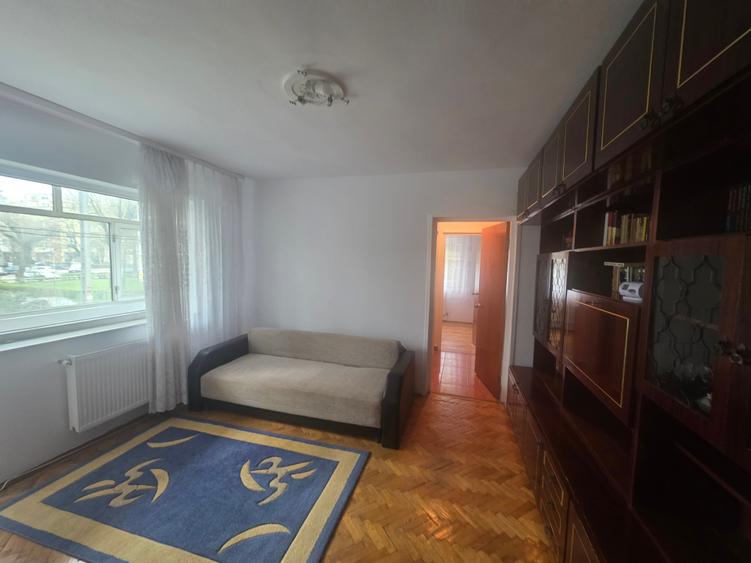 Inchiriez apartament 2 camere - 2