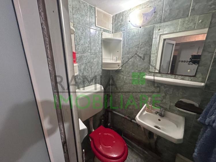 Garsoniera de vanzare in Tractorul - 6