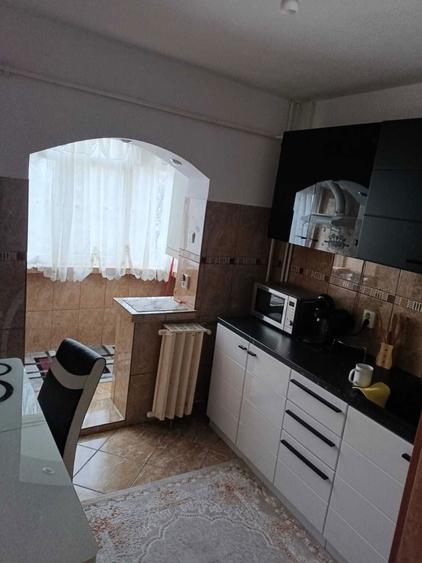 Inchiriez in Regim Hotelier Apartament 3 camere - 3