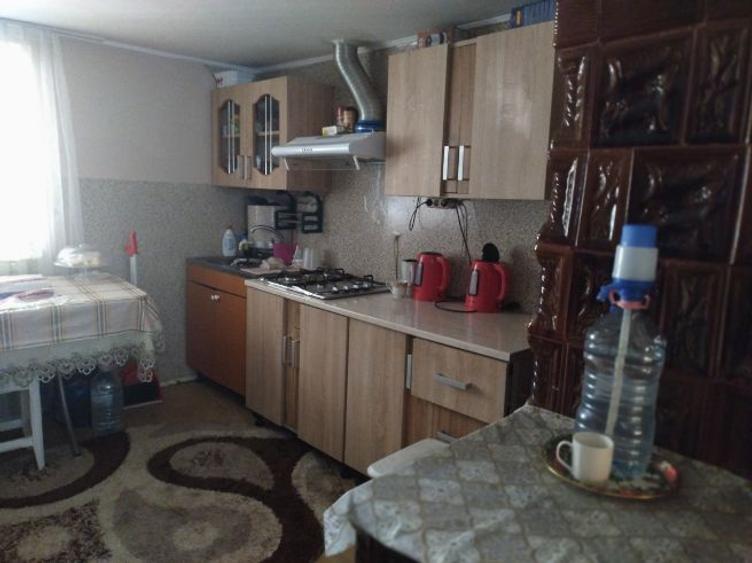 Vând casă 3 cam la șosea recent renovata - 7