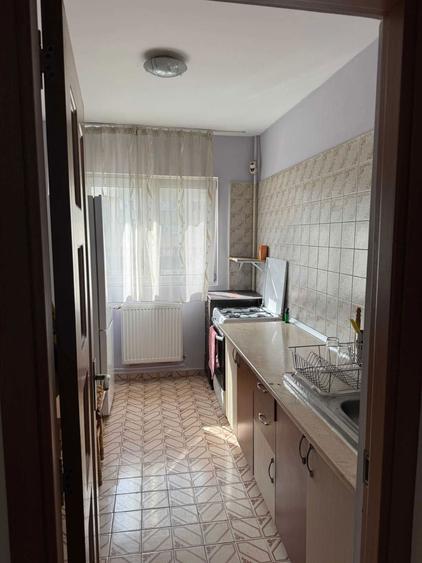 Inchiriez Ap. 2 camere Sos. Colentina 87 stradal, etaj 6/10 - 8