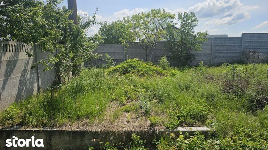 Vand teren In Comuna petrechioaia , sat surlari - 4