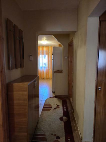 Apartament de vanzare cu 3 camere, decomandat, etaj 2, 70 mp, Zona Centrala - 6