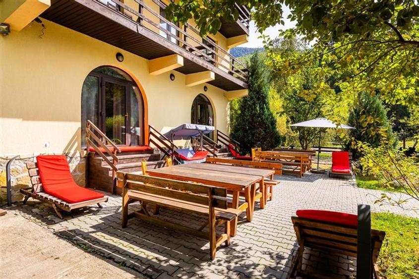 FILM! Pensiune turistica+Casa+transfer afacere+teren,Cheile Rasnoavei,Brasov - 18