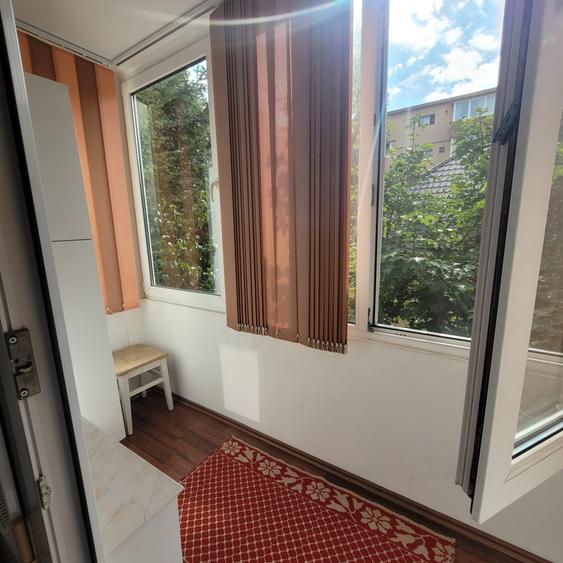 Apartament cu 2 camere nedecomandat în Astra