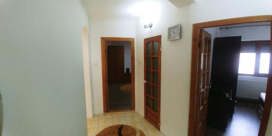 Apartament 2 Camere Central Recent Renovat + Loc Parcare inclus si Centrala Proprie - 2