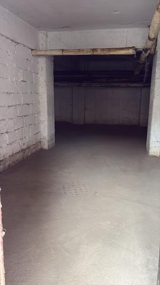 Vand garaj-depozit, in Pitesti, ultracentral in suprafata de 86 mp - 3