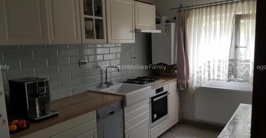 Apartament cu 2 camere decomandate parter - Zona Burdujeni Apartament cu 2 camere decomandate parter - Zona Burdujeni