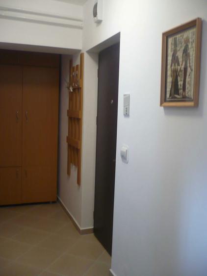Inchiriez apartament cu o camera ultracentral - 6