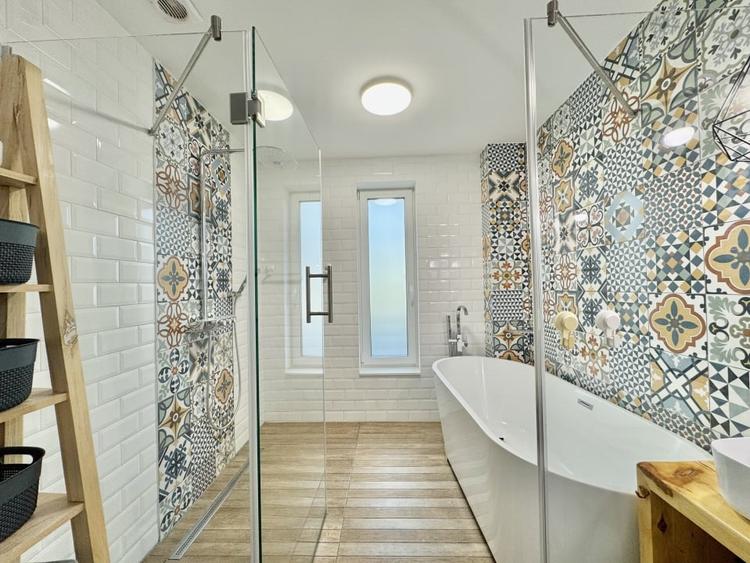 Cas&Ccedil; de Lux - 1084 mp teren - 275 mp utili + Pod + Saun&Ccedil; + Studio Yoga - 16