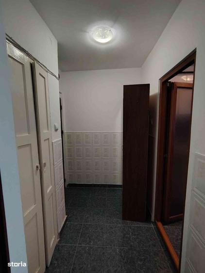 Apartament 2 camere - zona Scoala nr. 8 Micro 9 - 16