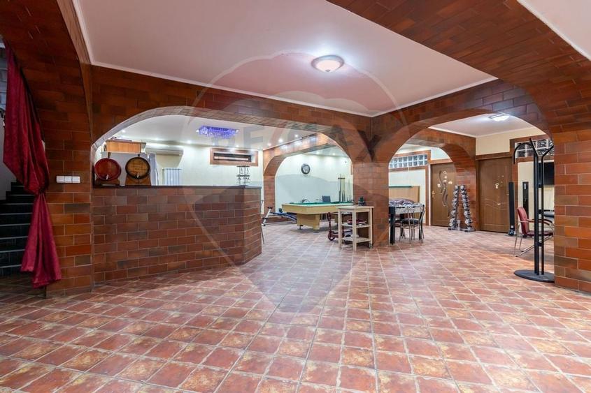 Vila de vanzare 14 camere / PISCINA / TEREN GENEROS/ BRAGADIRU-ILFOV - 24