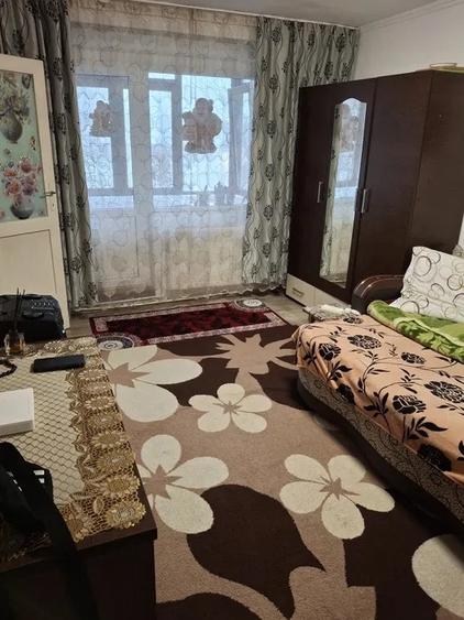 Apartament cu 2 camere, decomandat, zona Tatarasi - 3