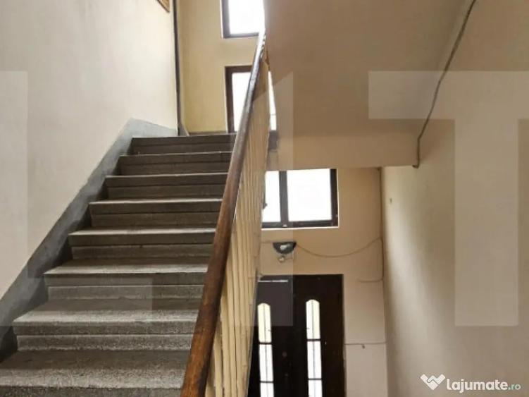 Vand casa ultracentral pretabil clinica privata, cabinete av - 4