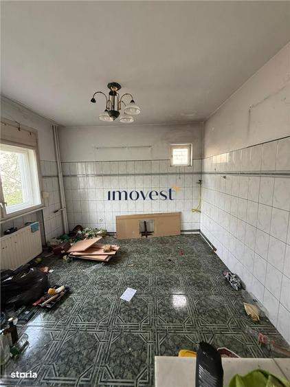 Duplex de vanzare in Satu Mare | 5 camere, demisol complet, zona Titul - 1
