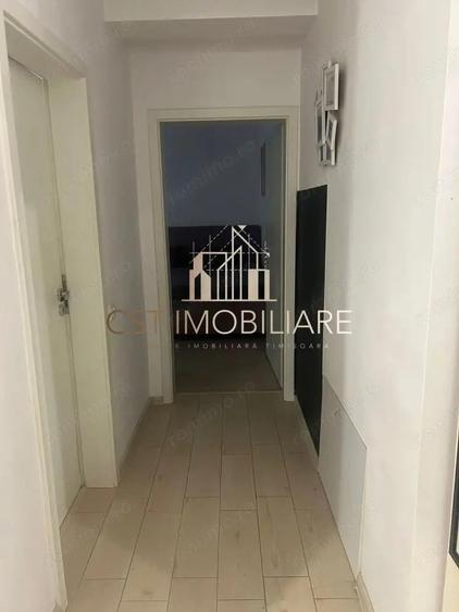 Apartament de vanzare cu 2 camere / Curte proprie / Dumbravita - 1