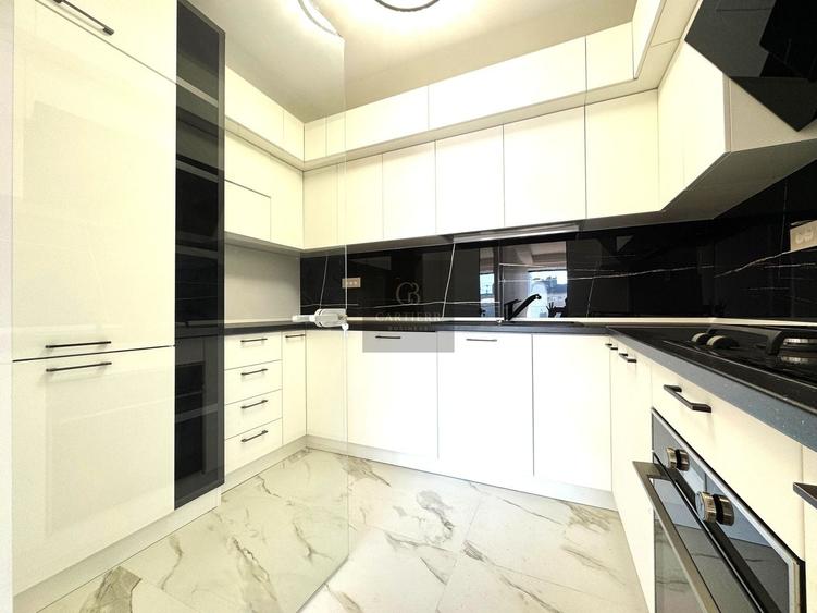 2 CAMERE + BALCON | PALATUL PARLAMENTULUI |  FÂNTÂNI | COMISION 0 - 5