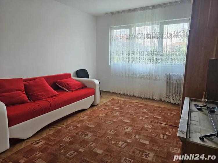Proprietar, ofer spre inchiriere Apartament cu 3 camere - 2