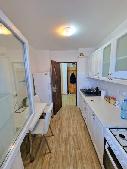 VAND APARTAMENT DOUA CAMERE, DECOMANDAT, ETAJ 1, RENOVAT, MOBILAT - 6