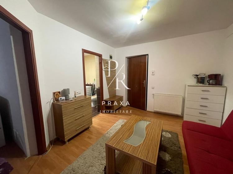 Apartament curat, ingrijit, 2 camere si parcare, zona Stejarului! - 6