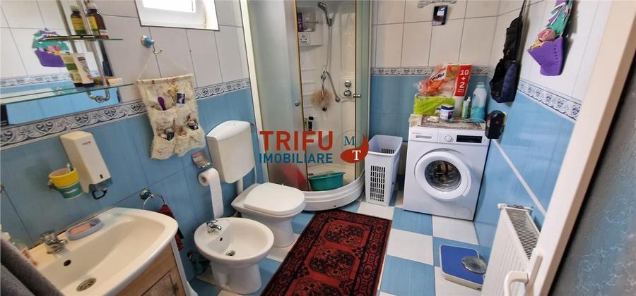 Casă Spațioasă cu 5 Camere în Zona Centrală, Lâng& - 15