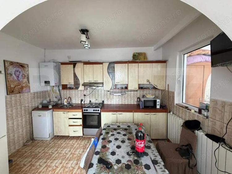 Casa in Obcini, oportunitati multiple de utilizare! - 1