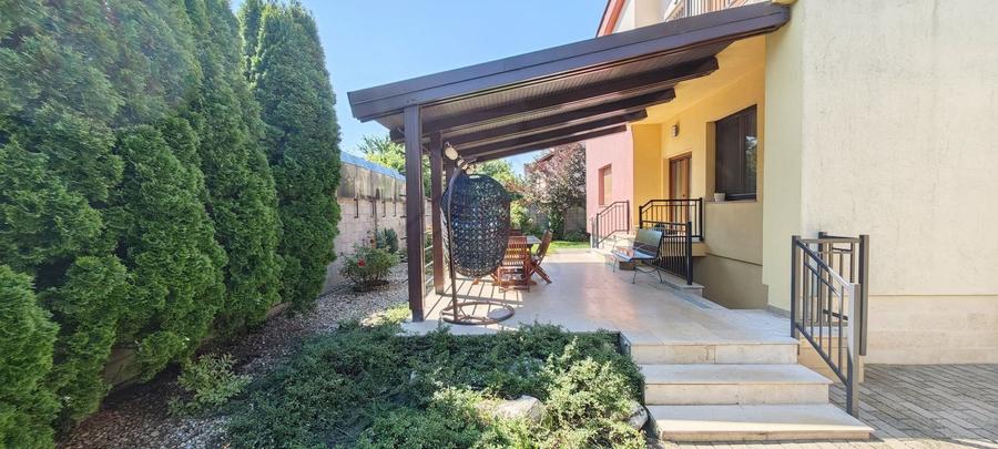 Casa mare. Posibil si clinica, camin batrani, invatamant, sediu firma. - 44