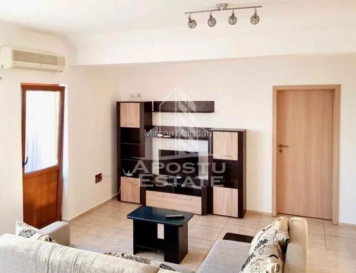 Apartament 3 camere,  zona Intim - Andrei Saguna